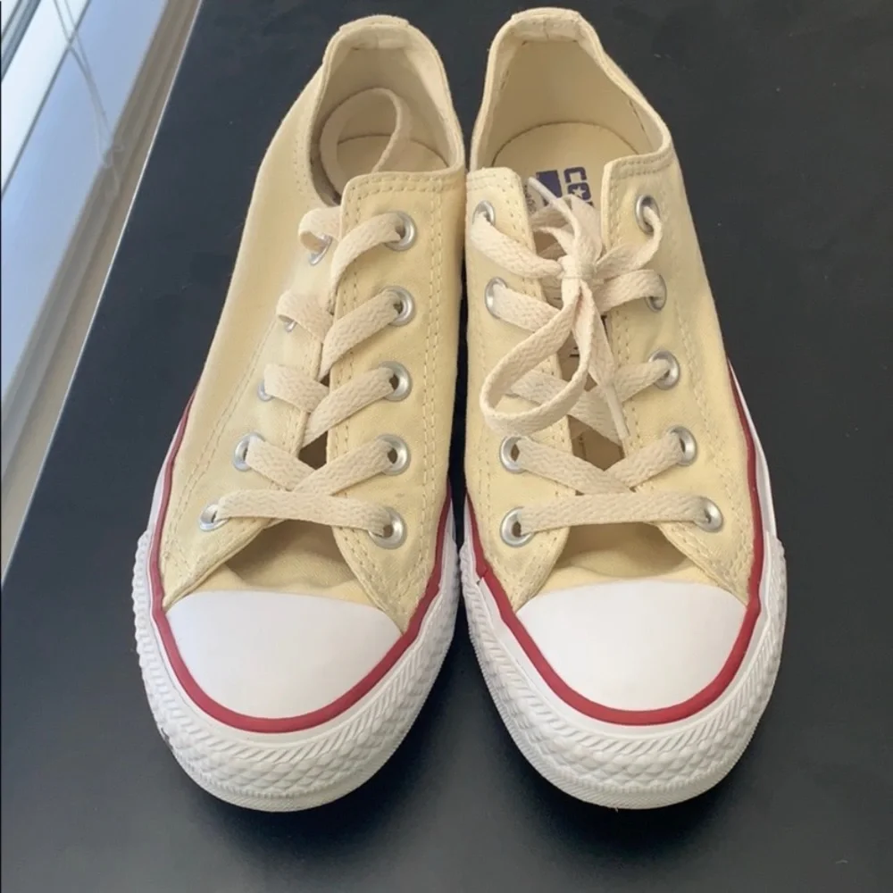 Yellow Converse - Picture 2 of 5